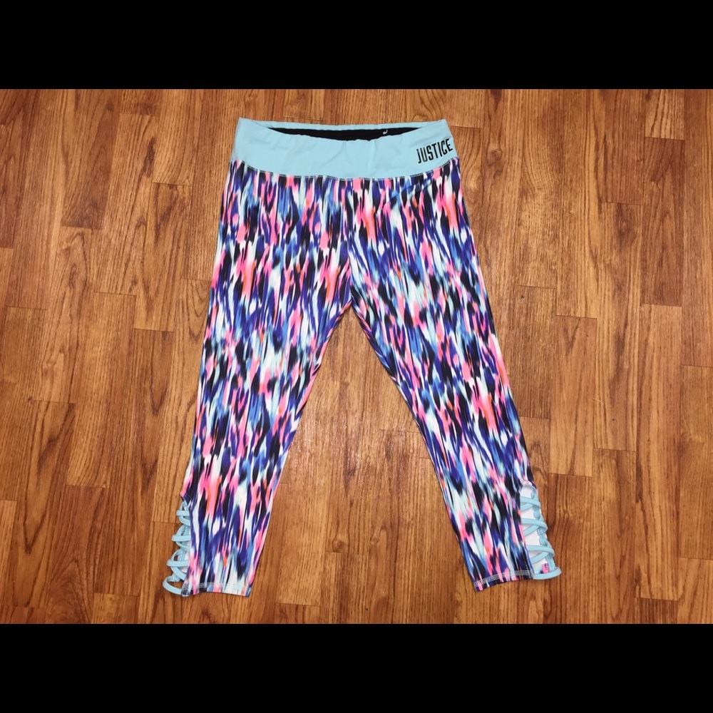 LIKE NEW Justice stretchy capris size 14/16 plus